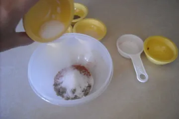 Ingredientes del condimento para pollo.