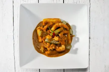Calulu de peixe al estilo de Angola.