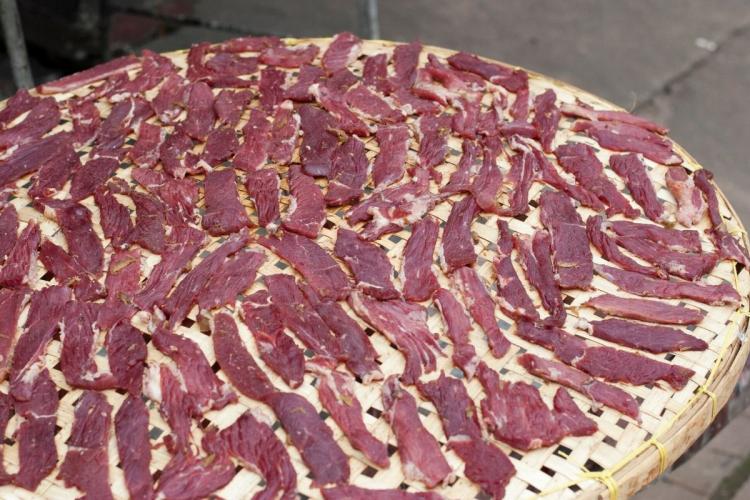 Carne de búfalo seca, Indonesia.