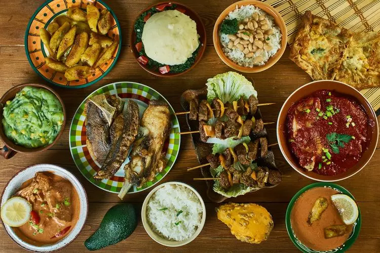 Una selección de platos populares en la cocina de Tanzania.