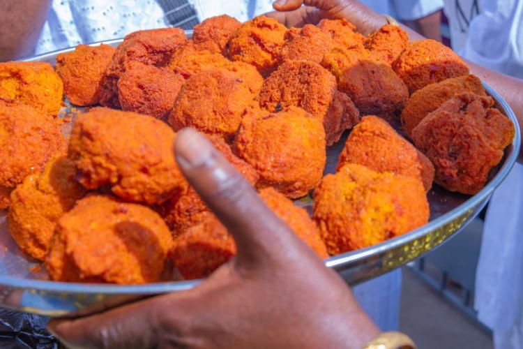 Akara, masa frita.